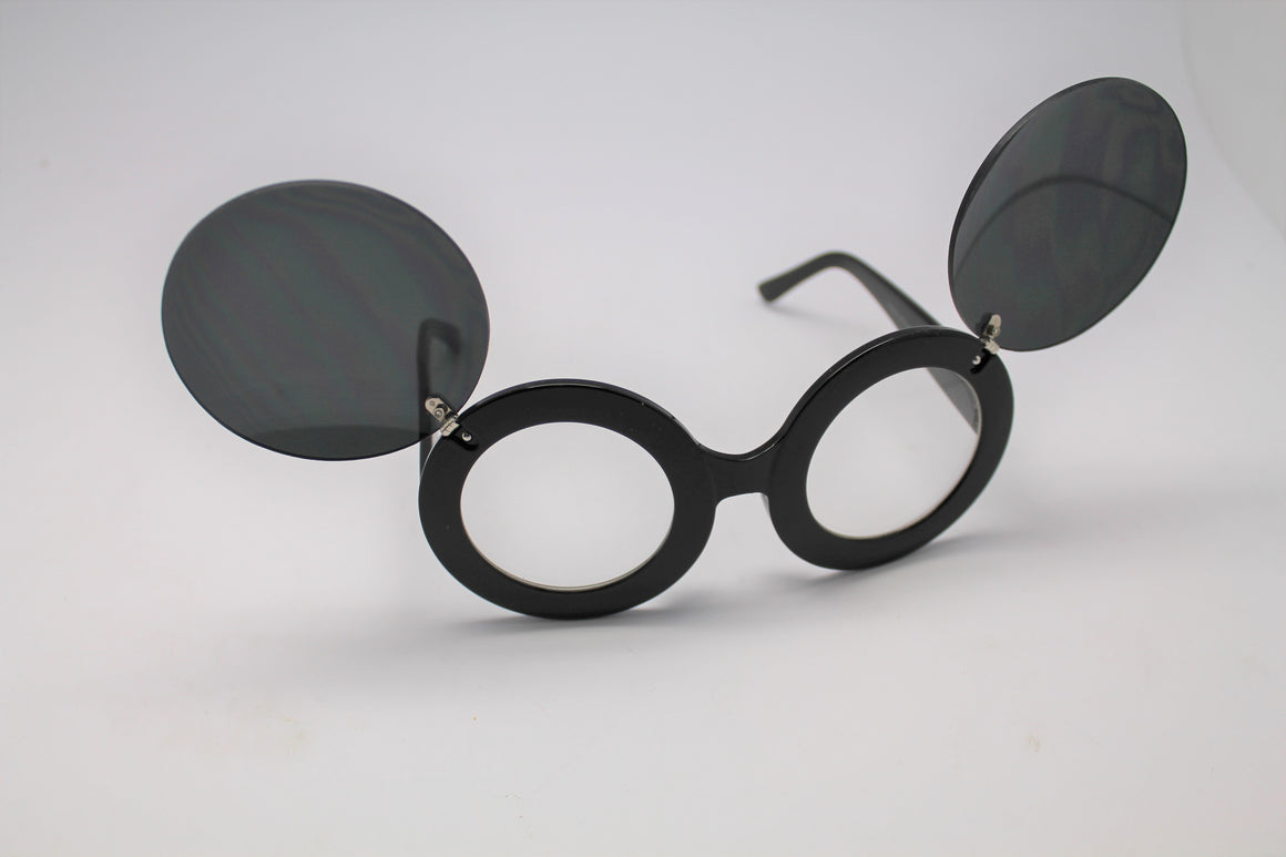 Lady gaga Mickey Mouse Flip Retro Paparazzi Sunglasses Black Frames and Clear lenses