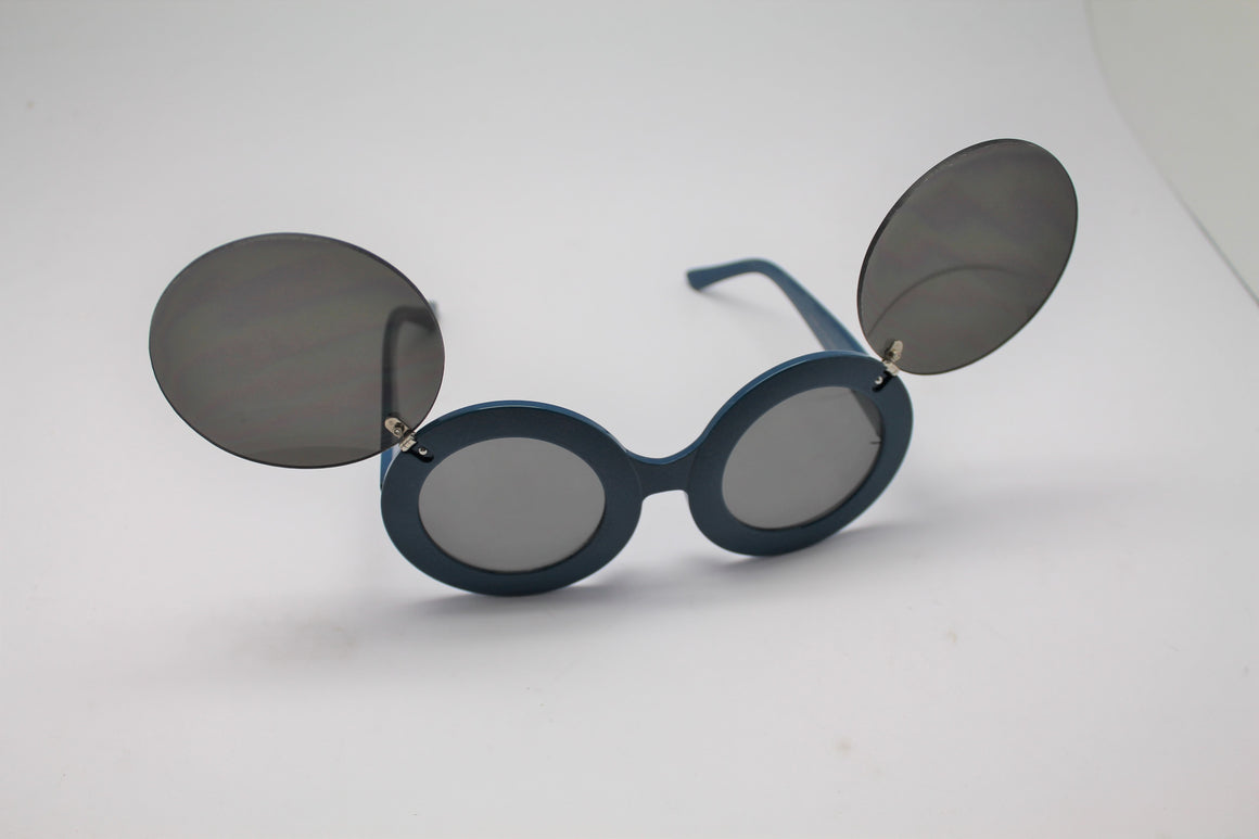 Lady gaga Mickey Mouse Flip Retro Paparazzi Sunglasses Blue Frames and lenses